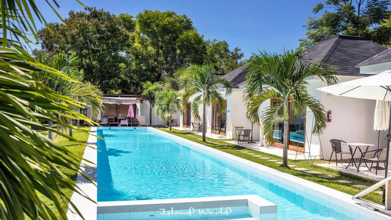 Island World Panglao Hotel Bagian luar foto