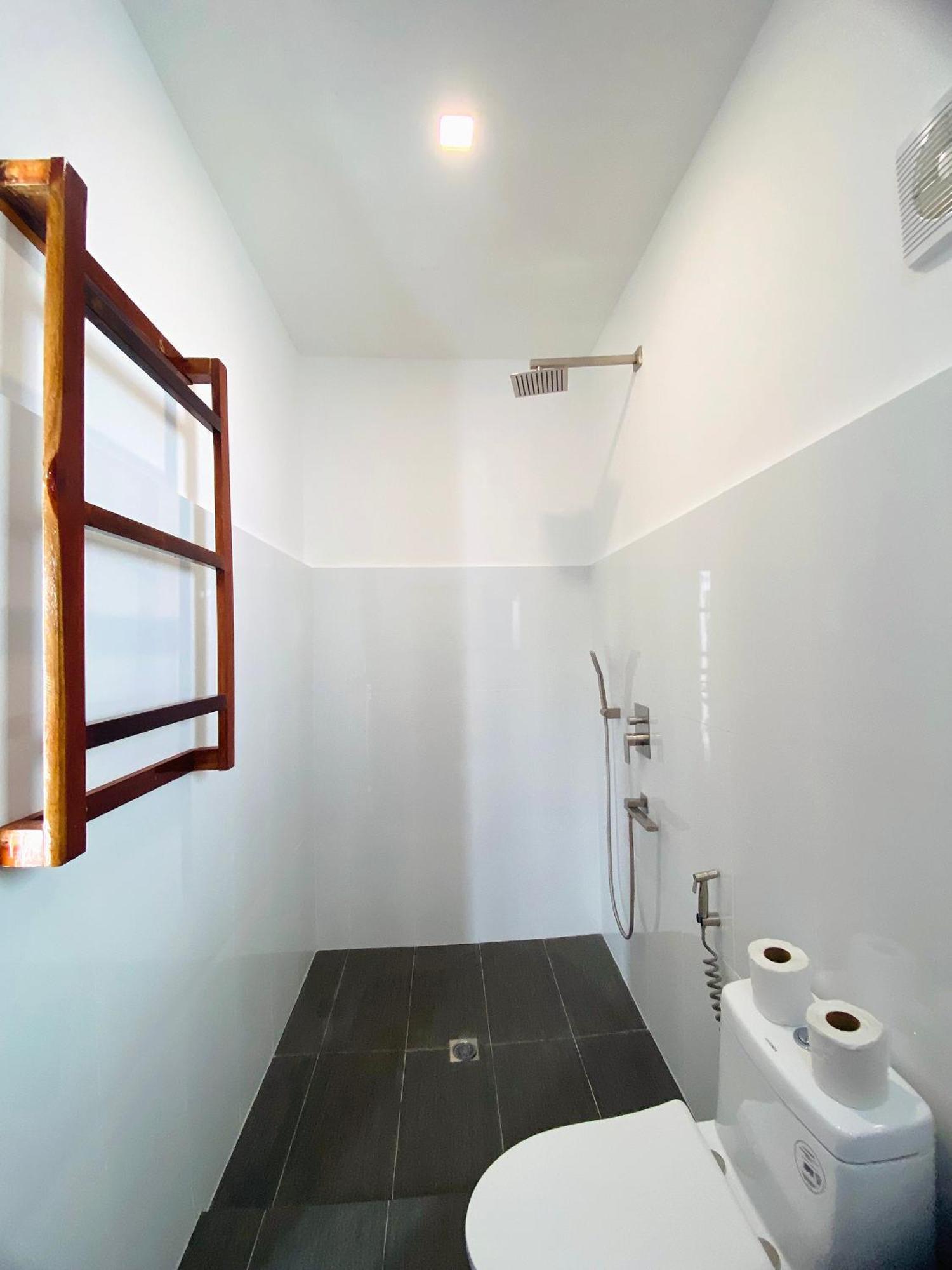 Island World Panglao Hotel Bagian luar foto