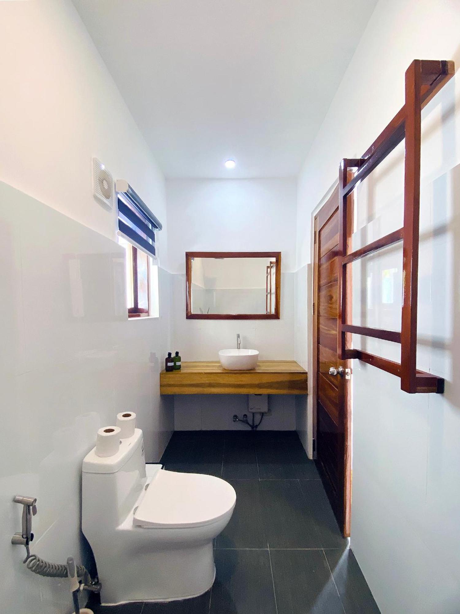 Island World Panglao Hotel Bagian luar foto