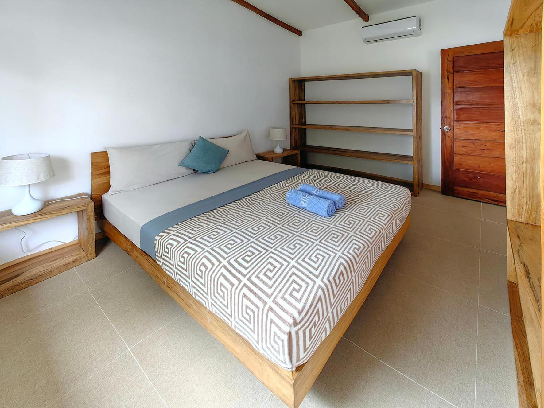 Island World Panglao Hotel Bagian luar foto