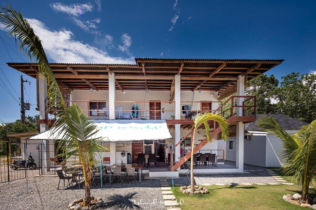 Island World Panglao Hotel Bagian luar foto