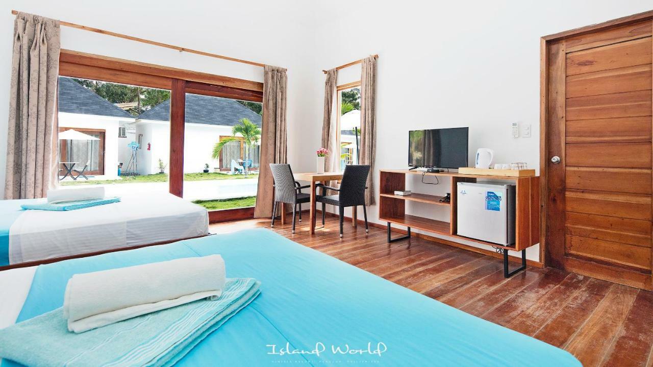 Island World Panglao Hotel Bagian luar foto