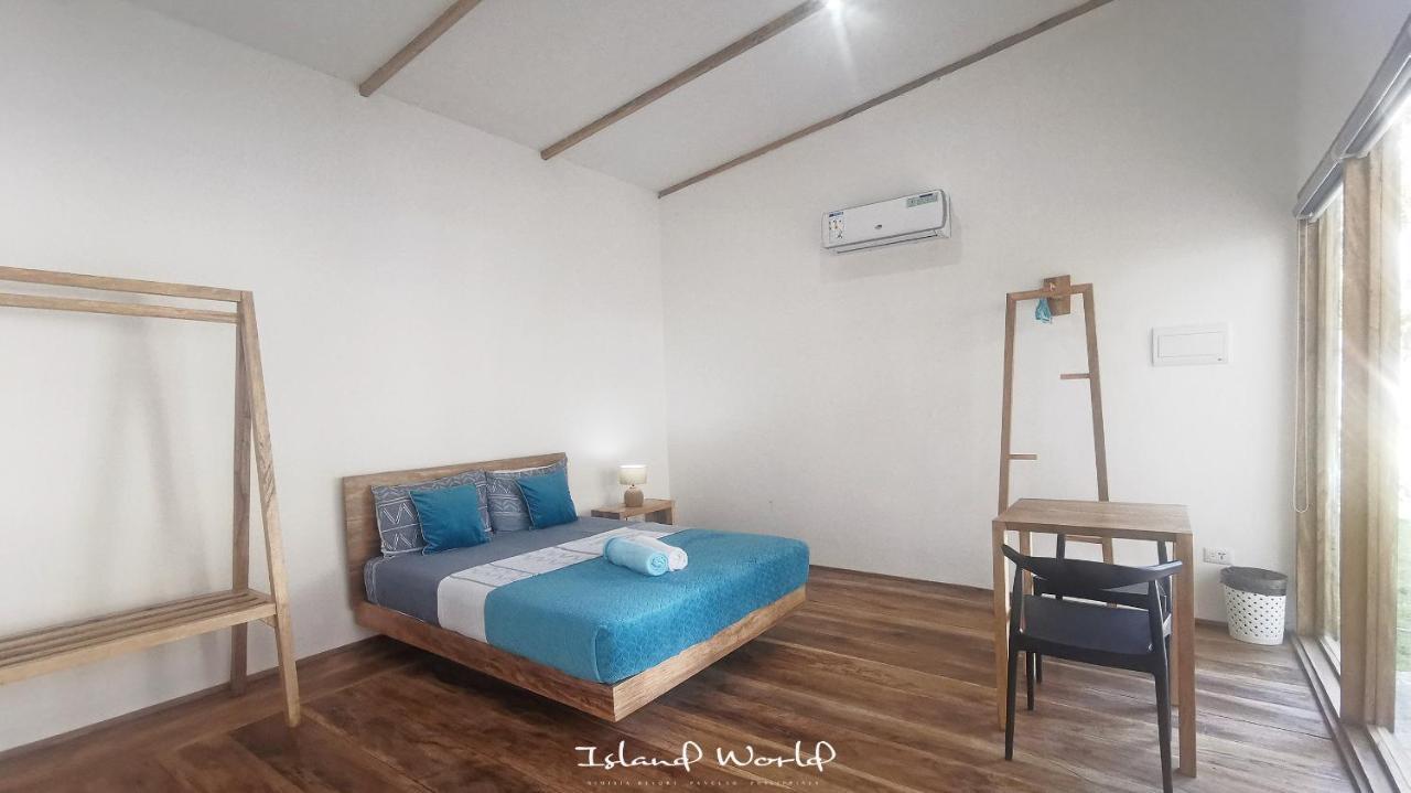 Island World Panglao Hotel Bagian luar foto